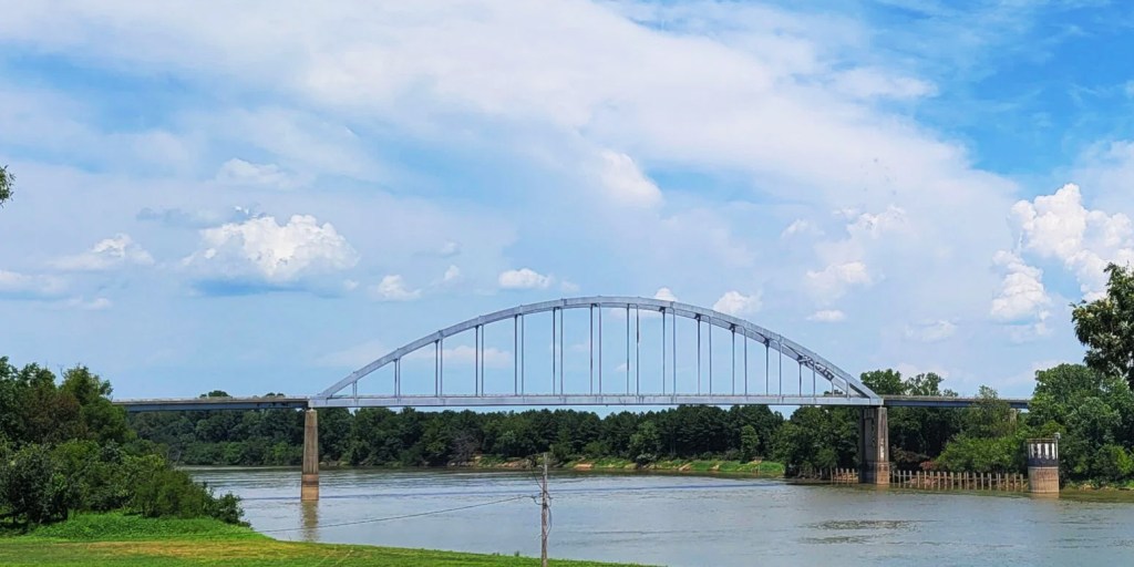 The White River at Des Arc. Photo: Encyclopedia of Arkansas